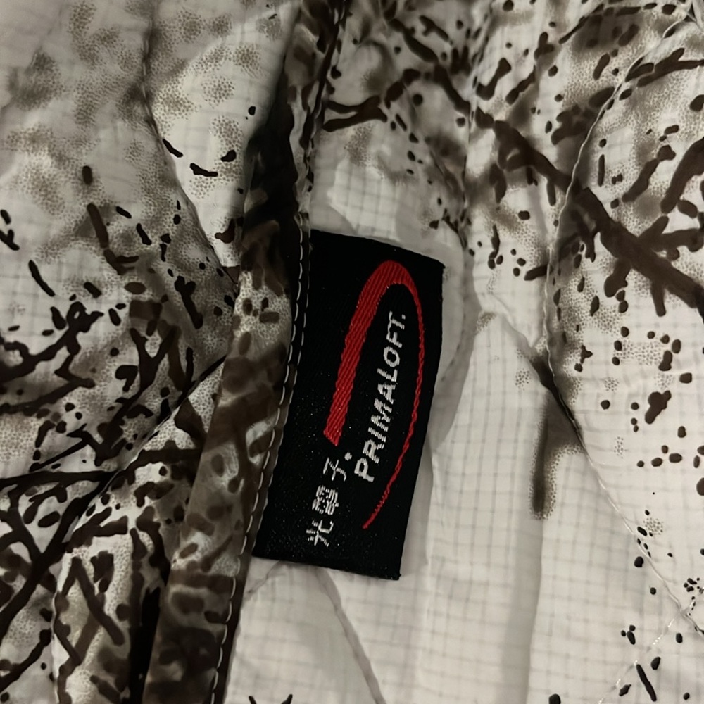 The North Face White Bomber Jacket with Brown Tree Print - Picture 3 of 6